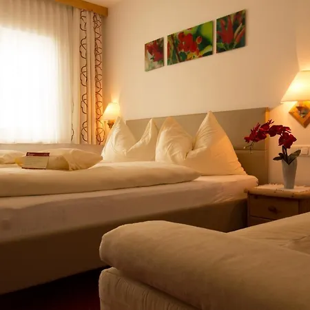 Guest house Waldwirt Russbach am Pass Gschuett