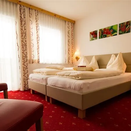 Guest house Waldwirt Russbach am Pass Gschuett