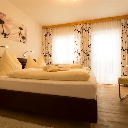 Waldwirt 3* Russbach am Pass Gschütt