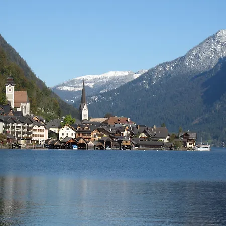 Waldwirt Russbach am Pass Gschütt